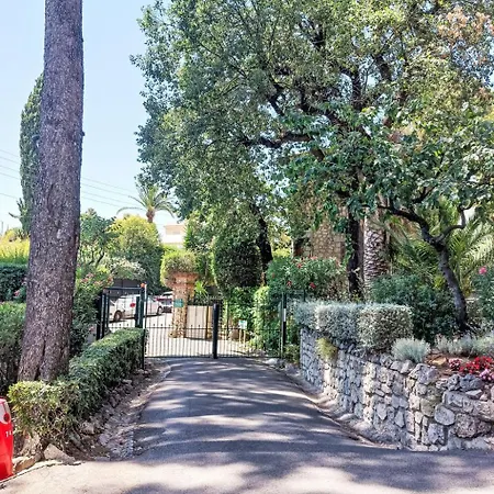 Les Pins D'alep By Interhome Apartamento Le Cannet