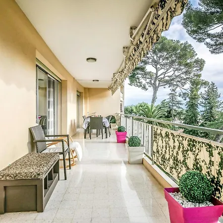 Les Pins D'alep By Interhome Ле-Канне