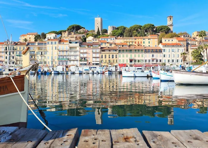 Les Pins D'alep By Interhome