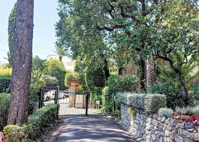 Les Pins D'alep By Interhome Apartment Le Cannet
